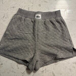 Alo Quilted Arena Boxing Short in Heather Gray